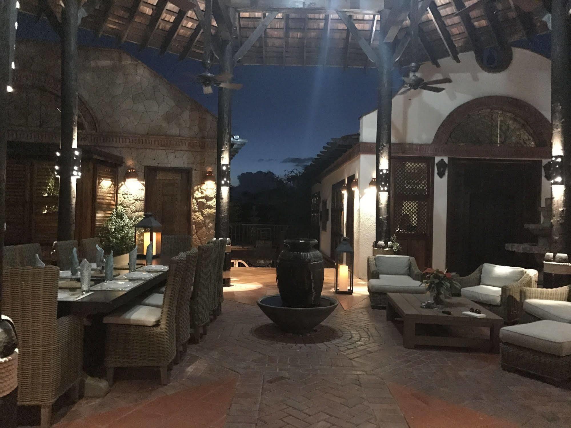 Caille Blanc Villa & Hotel (Adults Only) Mamin Exterior foto