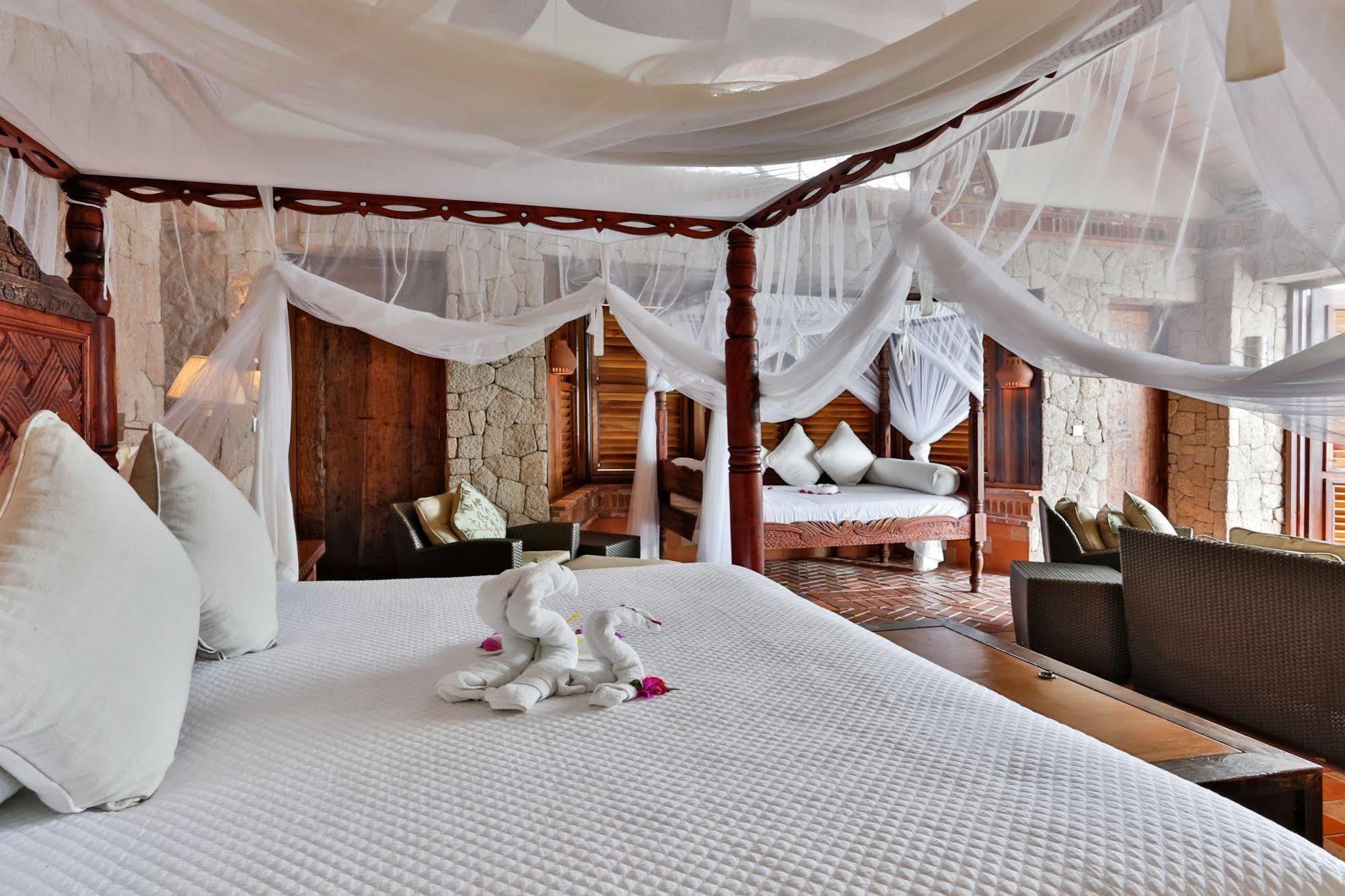Caille Blanc Villa & Hotel (Adults Only) Mamin Exterior foto